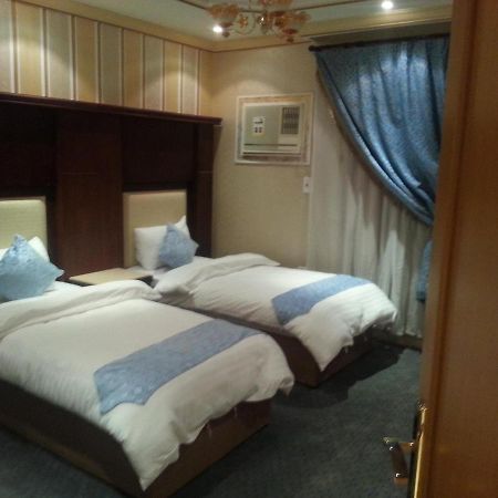 ג'דה اسناد للشقق الفندقية - Esnad Hotel Apartments מראה חיצוני תמונה